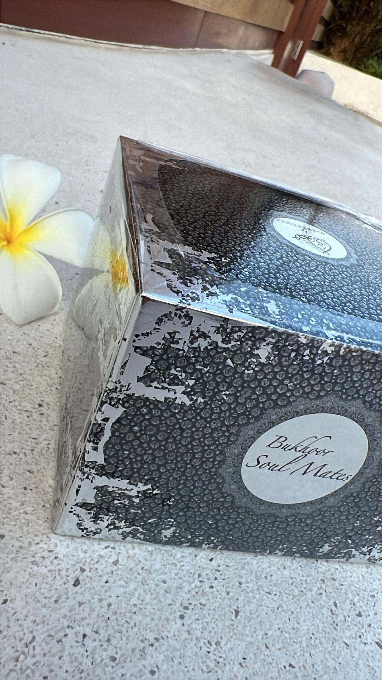 - Bakhour Oud Soul Mates