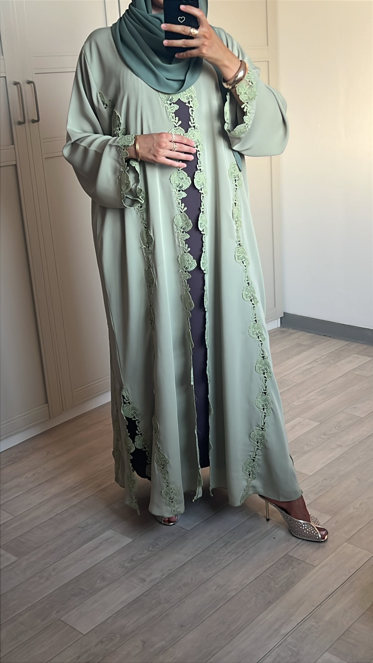 Abaya Delina pistache