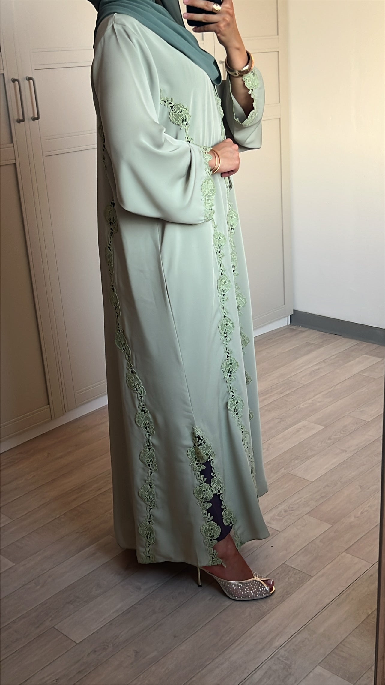 Abaya Delina pistache
