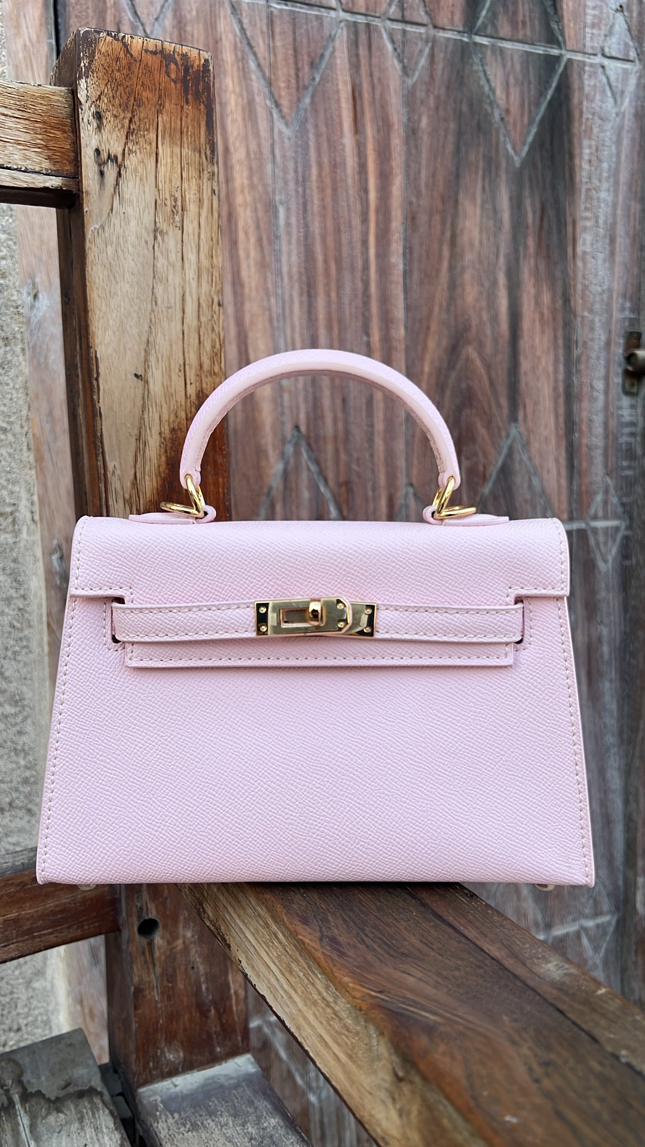 Sac iconique 19 "Rose bébé Gold"