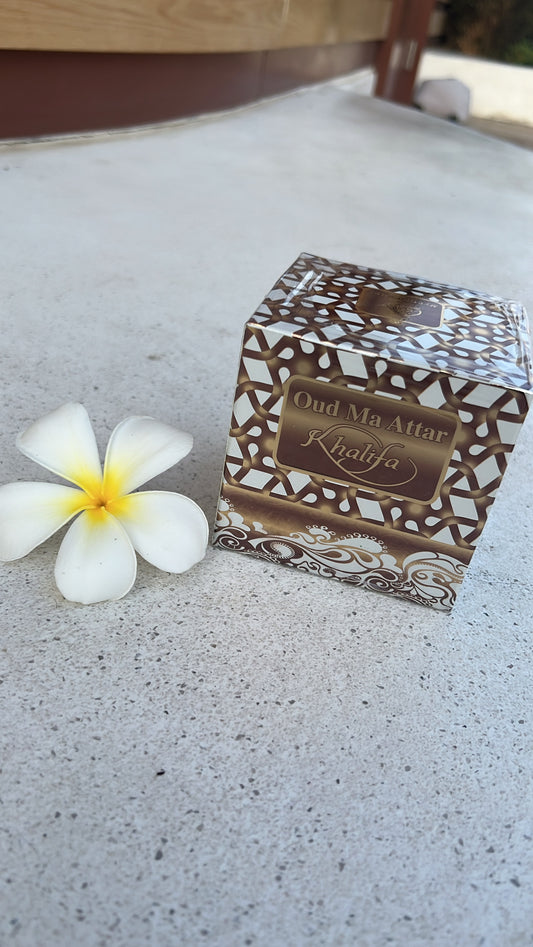 - Bakhour Oud ma Attar