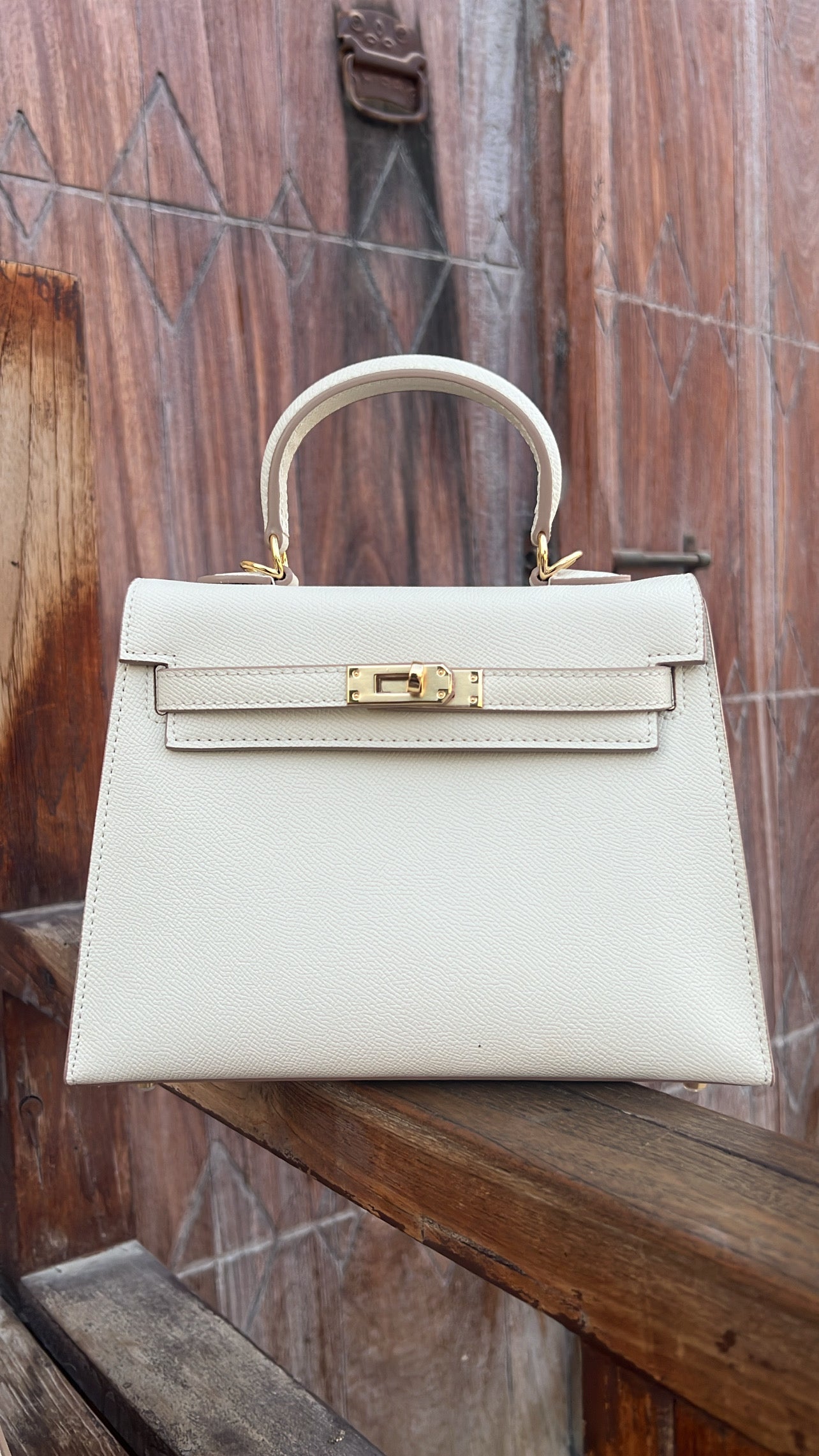 Sac iconique 22 "Crème Gold"